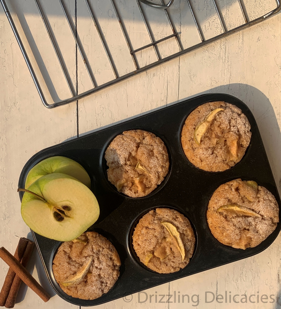 Green Apple Muffins with Cinnamon
